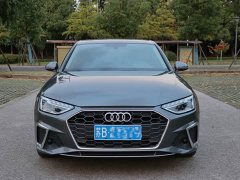 Audi A4L 40 TFSI Fashion Dynamic - фото 1