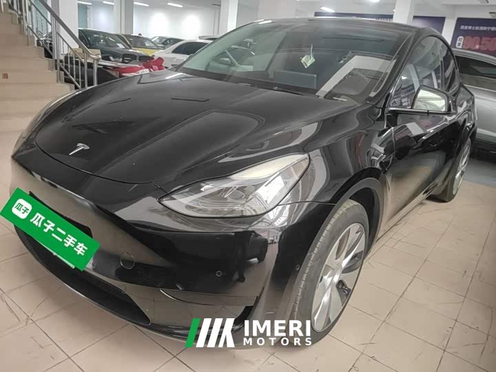 Tesla Model Y Facelift Rear-Wheel Drive