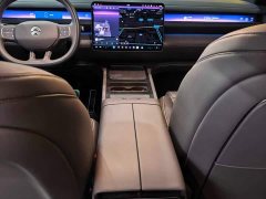 NIO ES8 Six-Seat Executive Luxury Edition - ფოტო 6