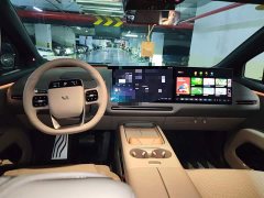 Li Auto i6 Four-Wheel Drive Standard Edition - ფოტო 10