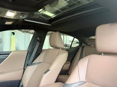 Lexus ES 200 Excellence Edition - ფოტო 8