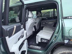 Fangchengbao Leopard 8 Zhiyong Ultimate Edition 5-seater - фото 6
