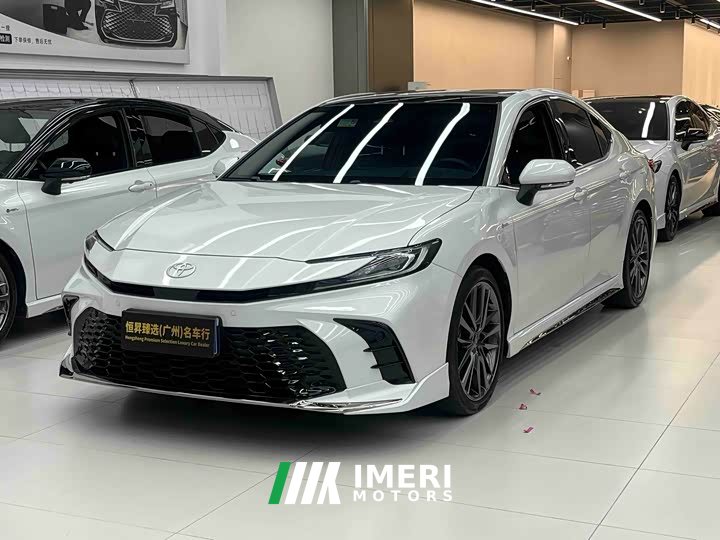 Toyota Camry Hybrid 2.0L HXS Sport Plus