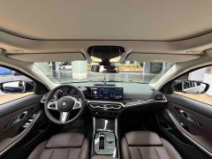 BMW 3 Series 325Li M Sport Package - ფოტო 16