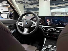 BMW 3 Series 325Li M Sport Package - ფოტო 18