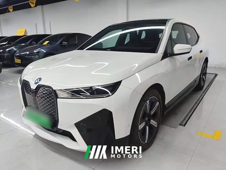 BMW iX xDrive40 - ავტომობილი ჩინეთიდან