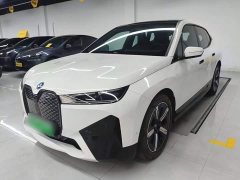 BMW iX xDrive40 - ფოტო 1