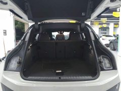 BMW iX xDrive40 - ფოტო 18