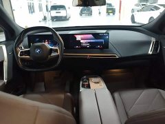 BMW iX xDrive40 - ფოტო 9