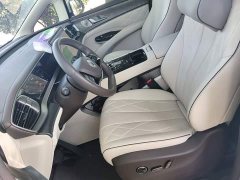 Denza D9 DM-i 1050 Premium - ფოტო 11