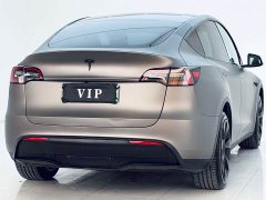 Tesla Model Y Rear-Wheel Drive - ფოტო 11