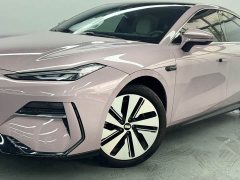 Geely Galaxy E8 665km Rear-Drive Starship Long-Range Edition - фото 2