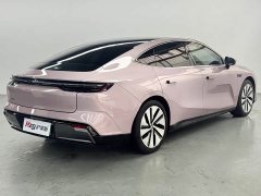 Geely Galaxy E8 665km Rear-Drive Starship Long-Range Edition - фото 9