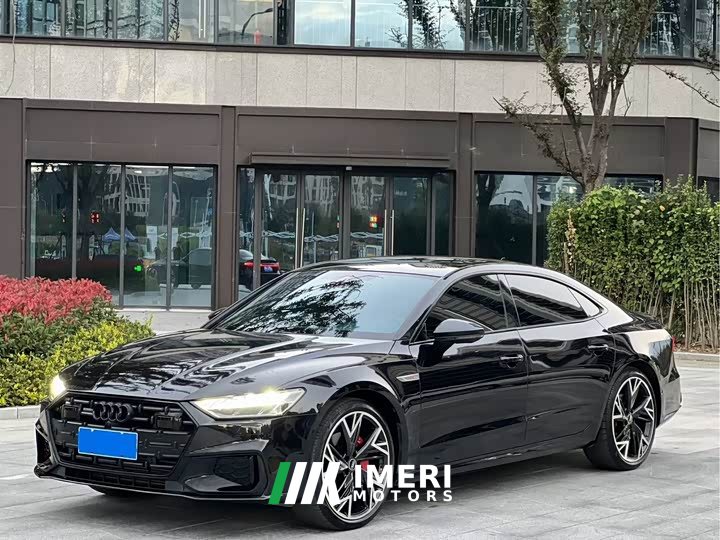 Audi A7L 45 TFSI quattro Dark Knight Edition - автомобиль из Китая