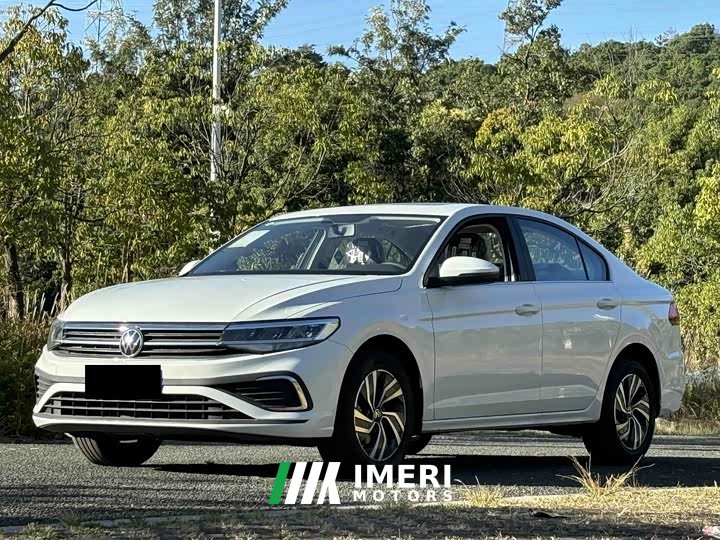 Volkswagen Bora 200TSI DSG Comfort Navigation Edition