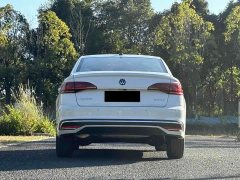 Volkswagen Bora 200TSI DSG Comfort Navigation Edition - фото 5