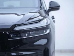 Nio Lerado L90 Max Six-Seater - ფოტო 9