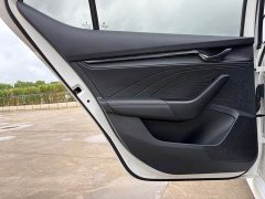 Skoda Octavia PRO TSI280 Premium Edition - фото 17