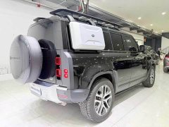 Land Rover Defender 110 3.0T P400 Dark Edition - ფოტო 6