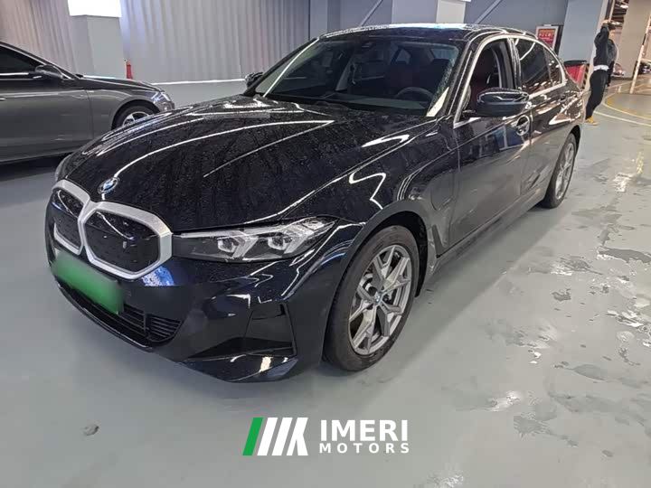 BMW i3 eDrive 35 L