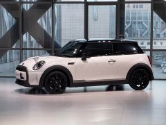BMW MINI 1.5T COOPER King's Cross Special Edition - ფოტო 5