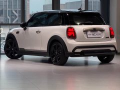 BMW MINI 1.5T COOPER King's Cross Special Edition - ფოტო 6
