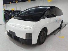 Li Auto MEGA Home Family Edition - photo 1