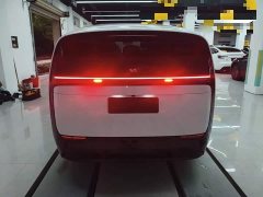 Li Auto MEGA Home Family Edition - photo 5