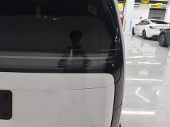Li Auto MEGA Home Family Edition - photo 7