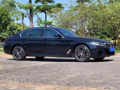 BMW 5 Series 530Li Premier M Sport Package - ფოტო 3