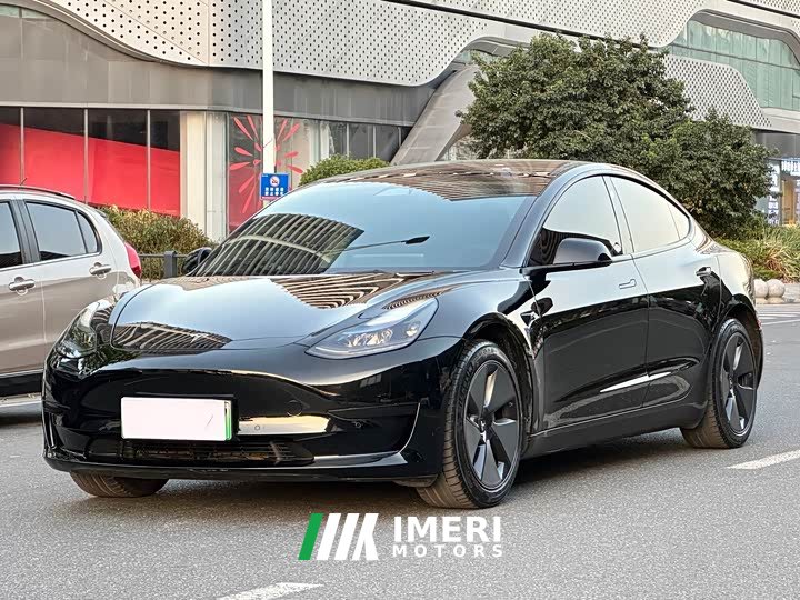 Tesla Model 3 Rear-Wheel Drive - автомобиль из Китая