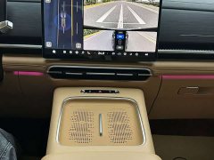 Voyah Dreamer Facelift PHEV Champion Edition - photo 13