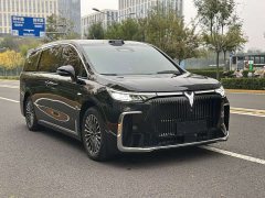 Voyah Dreamer Facelift PHEV Champion Edition - photo 3