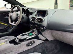 Aston Martin V8 Vantage 4.0T V8 F1 Edition Coupe - фото 14