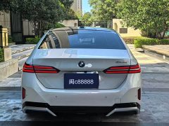 BMW 5 Series 530Li Luxury M Sport Package - photo 8