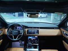 Land Rover Range Rover Velar 250PS Gloss Black Collector's Edition - фото 5