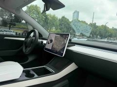 Tesla Model Y Facelift Rear-Wheel Drive - ფოტო 9