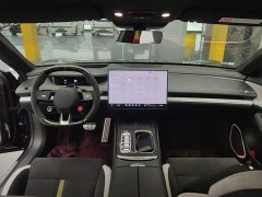 Xiaomi SU7 Ultra - ფოტო 9