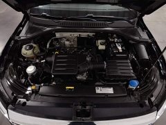Volkswagen Lavida Facelift 1.5L Automatic Five Million Edition - фото 6