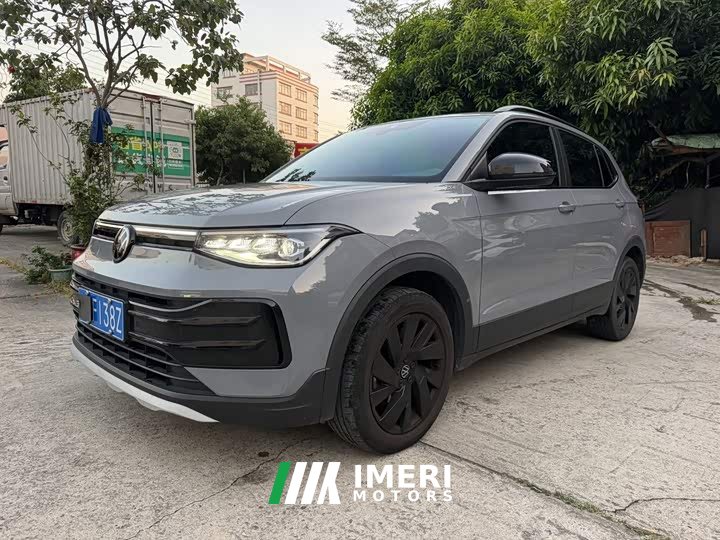 Volkswagen Touareg Sharp 300TSI Keen Edition - автомобиль из Китая