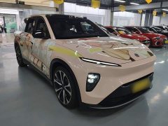 NIO ES8 100kWh Signature Edition - photo 3