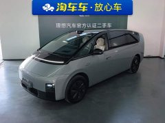 Li Auto Li Xiang MEGA Ultra - ფოტო 1