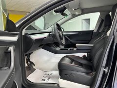 Tesla Model Y Rear-Wheel Drive - ფოტო 4