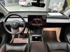 Tesla Model Y Rear-Wheel Drive - ფოტო 5