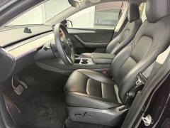 Tesla Model Y Rear-Wheel Drive - ფოტო 5