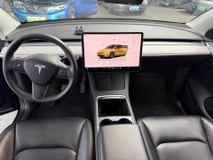 Tesla Model Y Rear-Wheel Drive - ფოტო 7