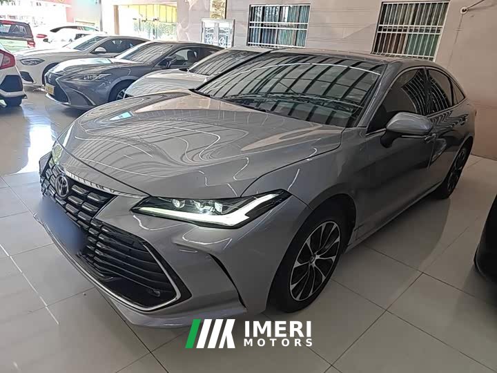 Toyota Avalon 2.0L Premium Edition