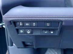 Toyota Sienna 2.5L Dual Motor 2WD Luxury Edition - photo 19