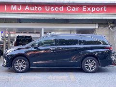 Toyota Sienna 2.5L Dual Motor 2WD Luxury Edition - photo 3