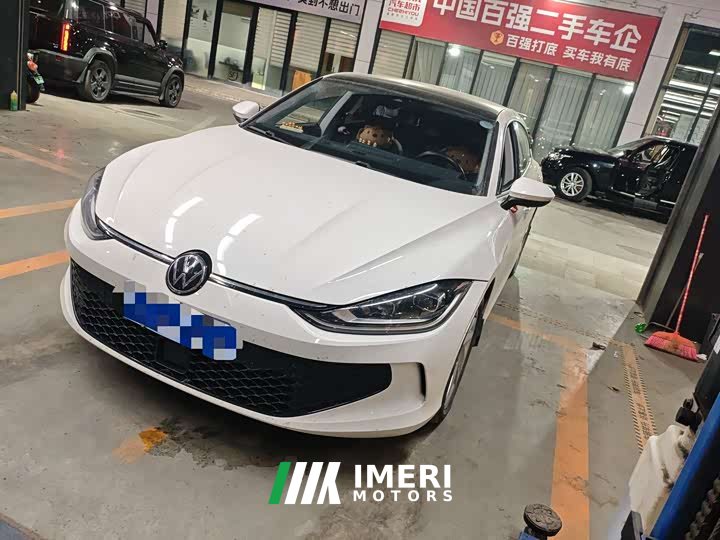 Volkswagen Lingdu L 280TSI DSG Dazzling Red Edition - car from China